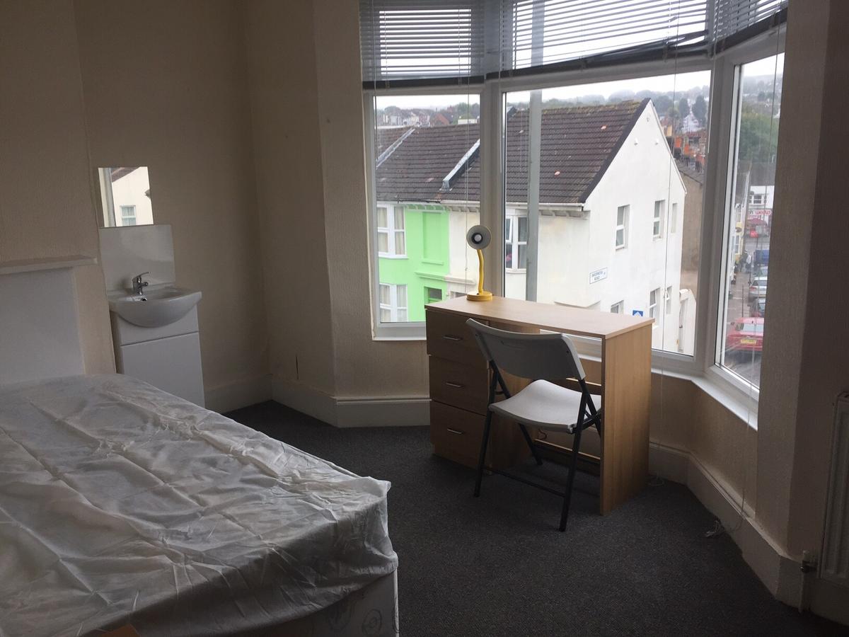 6 bedroom house for rent Upper Lewes Road, Brighton, BN2 3FG UniHomes