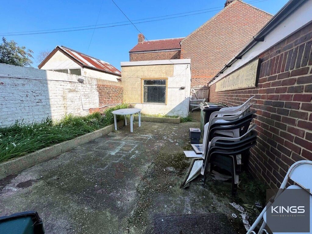 6 bedroom house for rent Fawcett Road, Portsmouth, PO4 0DB UniHomes