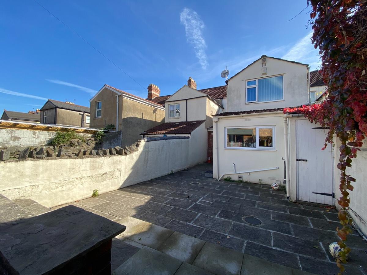 6 bedroom house for rent Woodville Road, Cardiff, CF24 4FX UniHomes