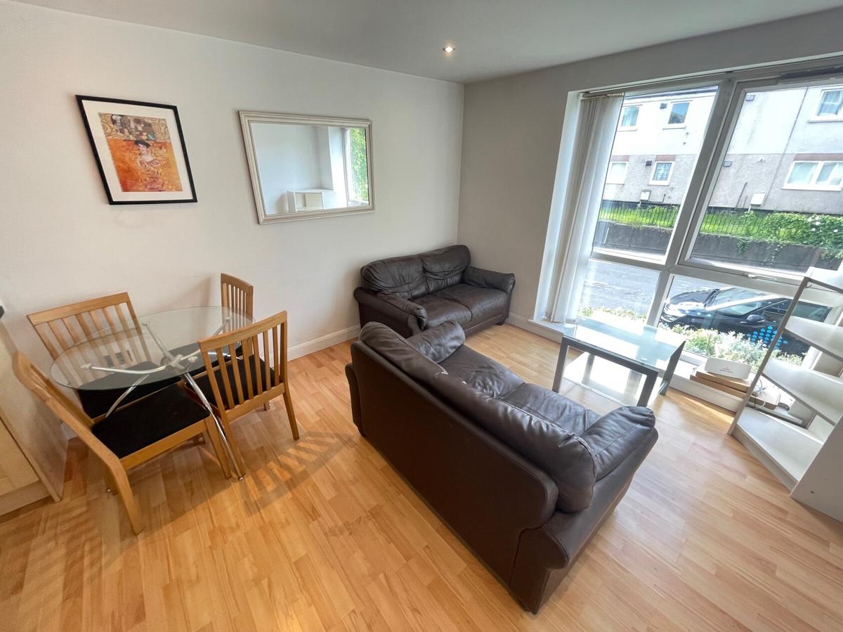 3 bedroom apartment for rent Holborn Approach, Leeds, LS6 2PT UniHomes