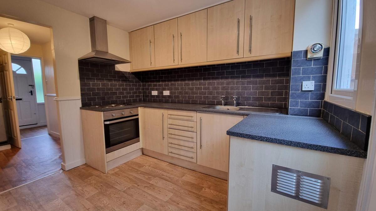 4 bedroom house for rent Woodbridge Fold, Leeds, LS6 3LX UniHomes