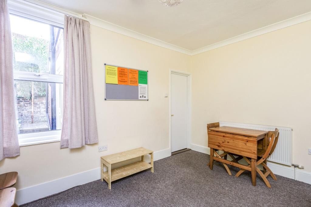 3 bedroom house for rent Goodwood Road, Portsmouth, PO5 1NW UniHomes