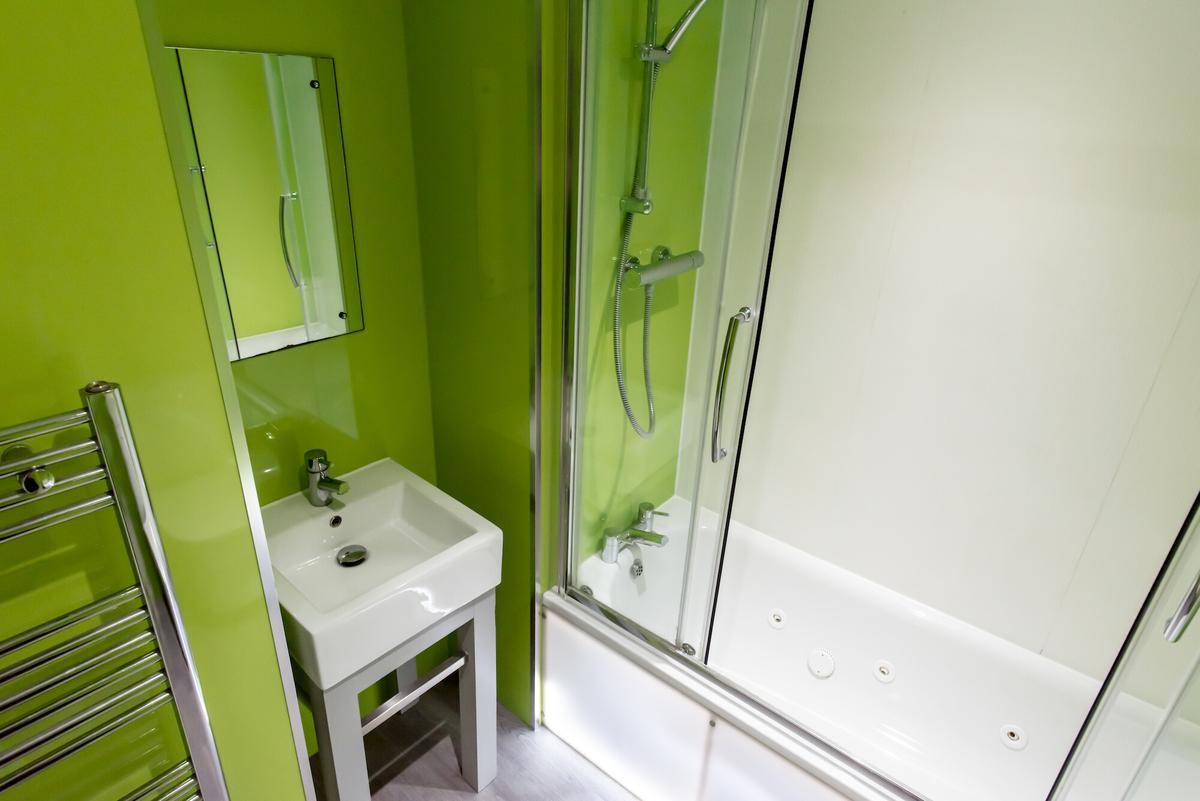 5 bedroom house for rent Queen Anne Street StokeonTrent, ST4 2EQ