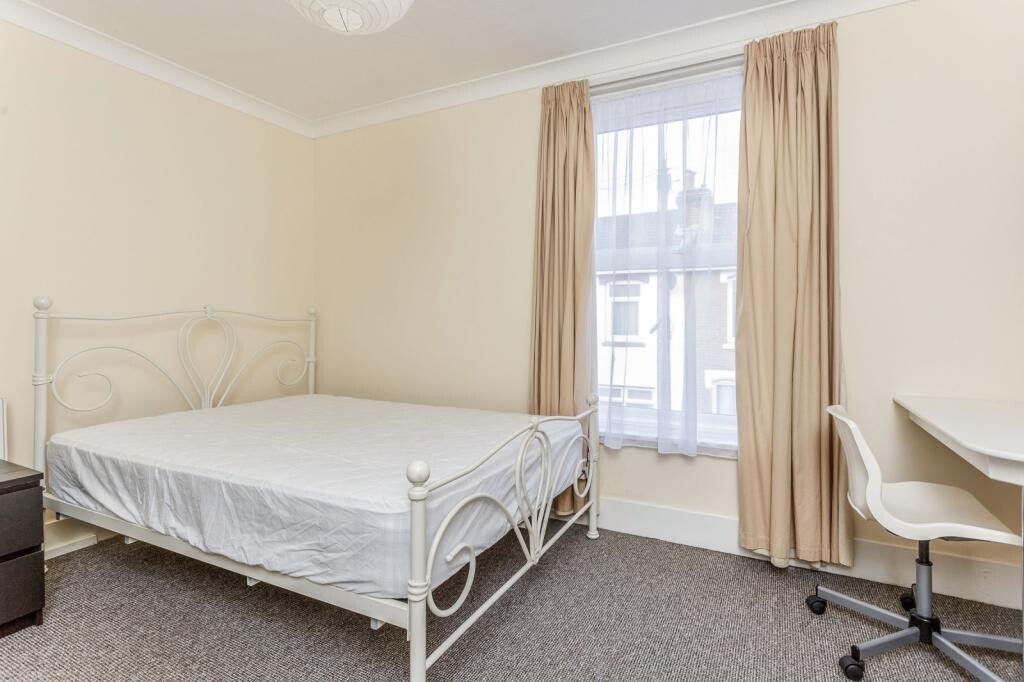 3 bedroom house for rent Goodwood Road, Portsmouth, PO5 1NW UniHomes