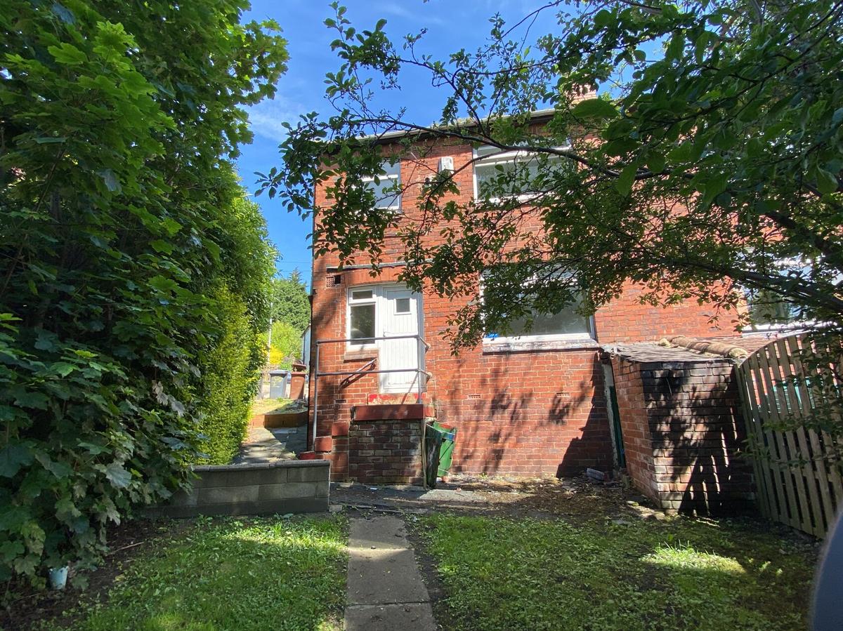 3 bedroom house for rent Burley Road, Leeds, LS4 2SP UniHomes