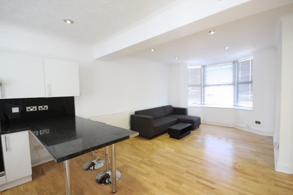 2 bedroom apartment for rent Newmarket Road Brighton, Brighton, BN2 3QF