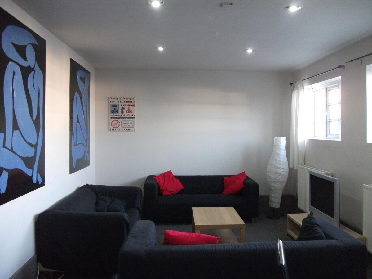 5 bedroom apartment for rent Shields Road, Newcastle, NE6 2UU UniHomes