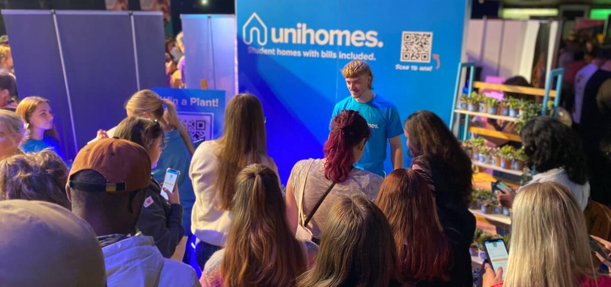 5 Reasons Why You Should Go to Your University's Fresher's Fair