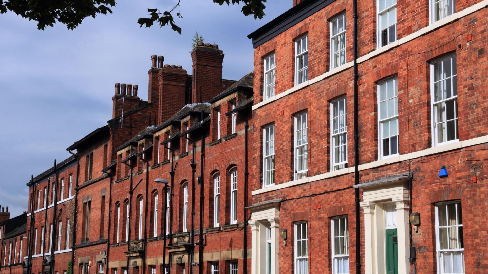 The Leeds Student Guide: Hyde Park