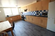 Barchester Close, Cowley