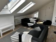 Hampton Lane, Clifton