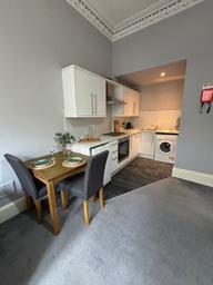 Grantley Street, Flat 0/1, West End