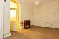 Bernard Terrace, (2F2), Newington