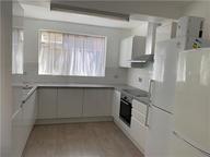 Newcombe Road, The Polygon