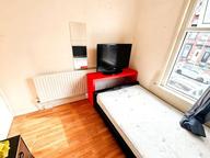 Estcourt Avenue, Headingley