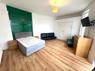 Mirador Crescent, Uplands