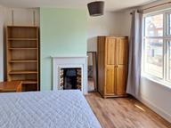 Clarendon Park Road, Clarendon Park