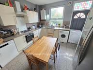 Welton Grove Leeds, Hyde Park