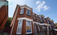 Burlington Road, The Polygon