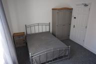 Victoria Road, 26/27 **, Abington