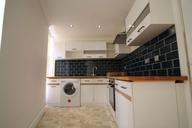 Victoria Road, Central