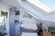 Sale Hill, Broomhill