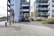 Boardwalk Place, Canary Wharf