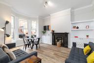 Brudenell Mount, Hyde Park