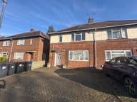 Westlea Road, Town Centre