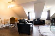 Hyde Park Road, Hyde Park