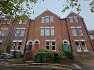 Woodbine Terrace, City Centre