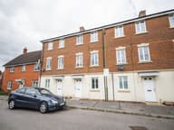 Queen Bee Court, Hatfield