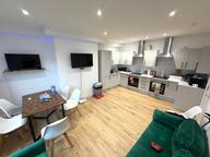 Becketts Park Drive, Headingley