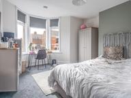 Kelvin Grove, Sandyford