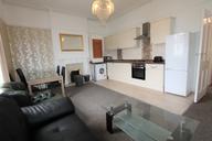 Russell Terrace, Flat 3, Town Centre