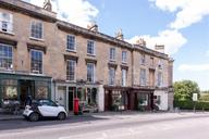 Georges Place, City Centre
