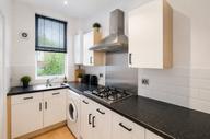 Martin Terrace, Burley