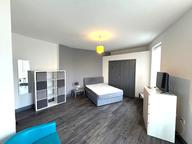 Mirador Crescent, Uplands