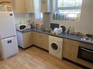 Raglan Road, Hyde Park