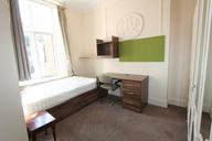 Dale Street, Flat 2, Town Centre