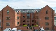 9 Wise Street, Town Centre