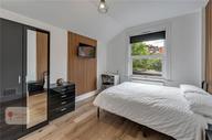 Clift Road, Southville