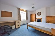 Avenue Road Extension, Clarendon Park