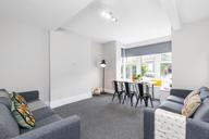 Estcourt Avenue, Headingley