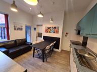 Norwood Road, Hyde Park