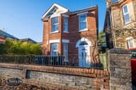 Woodend Road, Winton