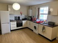 Raglan Road, Hyde Park