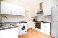 Heaton Park Road, Heaton