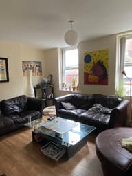 Davenport Avenue, Withington