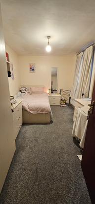 Winston Gardens, Headingley